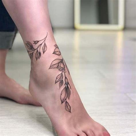 tatuajes en el empeine para mujer|27 ideas de tatuajes perfectas para llevar en el empeine